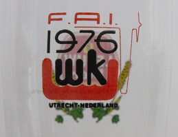 leeuw bier opdruk FAI 1976 logo